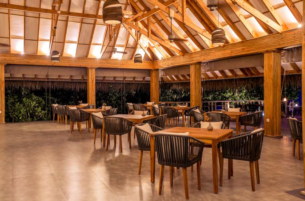 Olive Me at Kudafushi Resort & Spa thumbnail 2